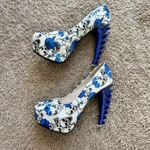 Show Story Skull Heels